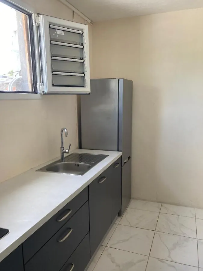 Sympathique Pied A Terre A Schoelcher Martinique